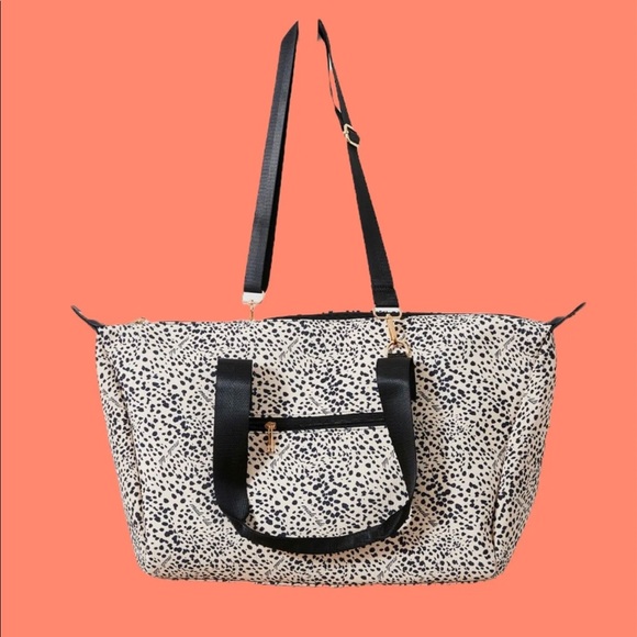 Mali & Lili Weekender Bag in Cream NWT MSRP $128 - Picture 8 of 12